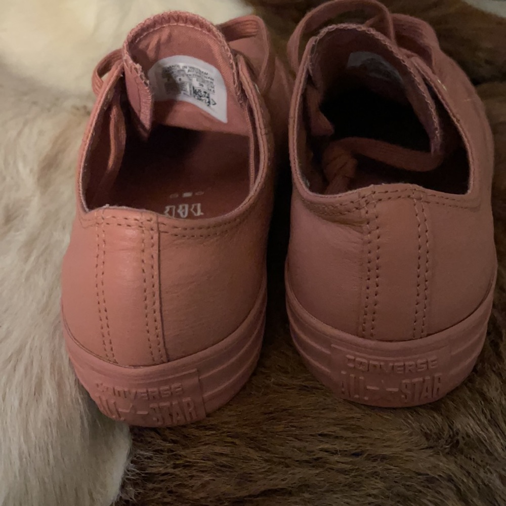 Converse sneaker
